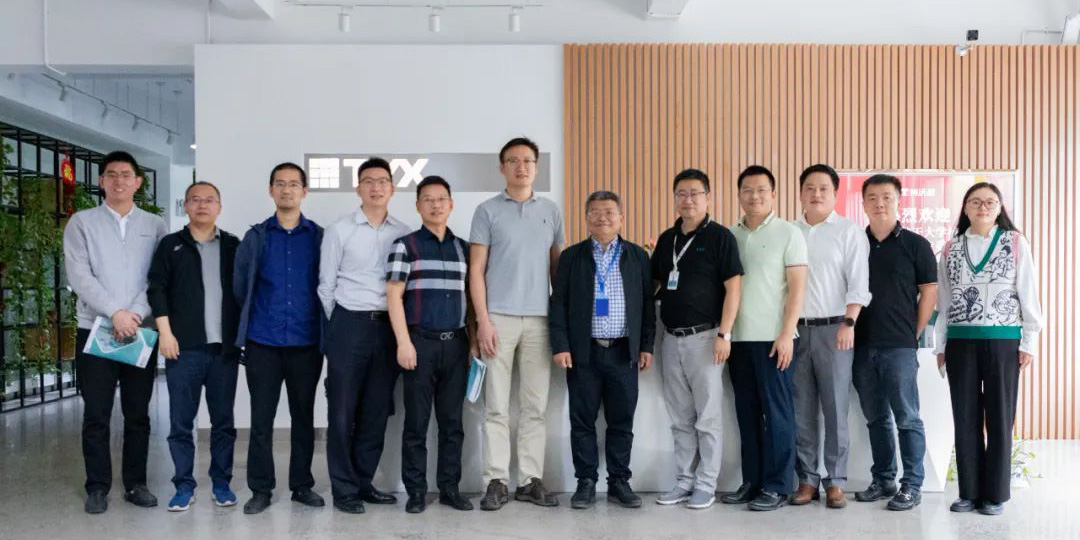 南京航空航天大学南京校友会智能制造专委会走访金年会总部